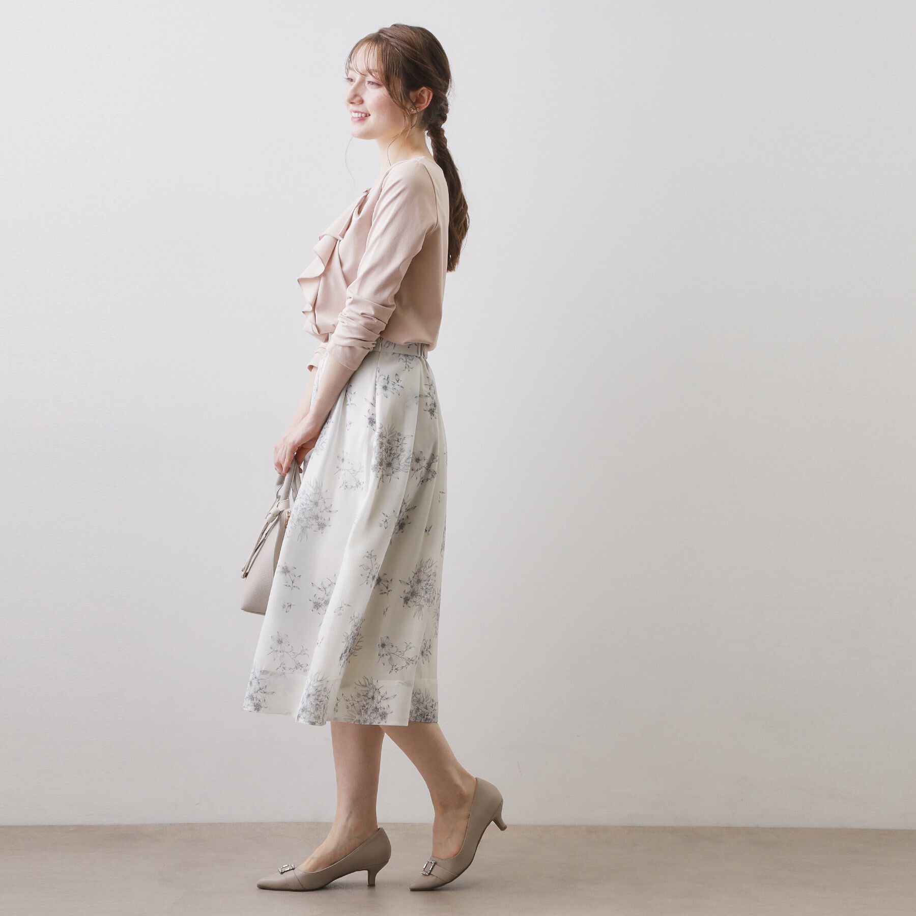 index「アシメラッフルフリルポンチトップス【洗濯機OK】」|Tシャツ・カットソー|