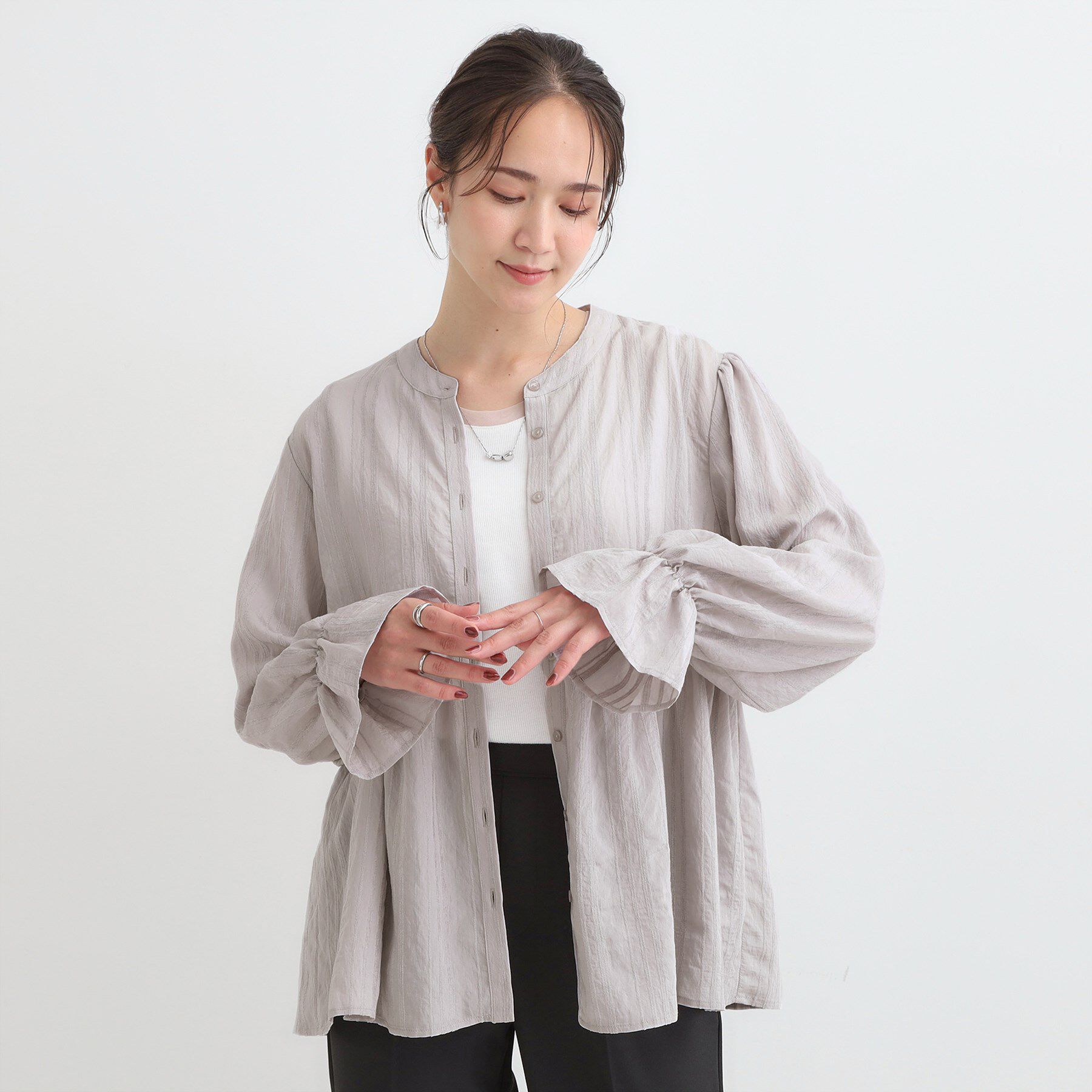 SHOO･LA･RUE「【S-LL】大人フェミニン ペプラム風フリルブラウス」|シャツ・ブラウス|