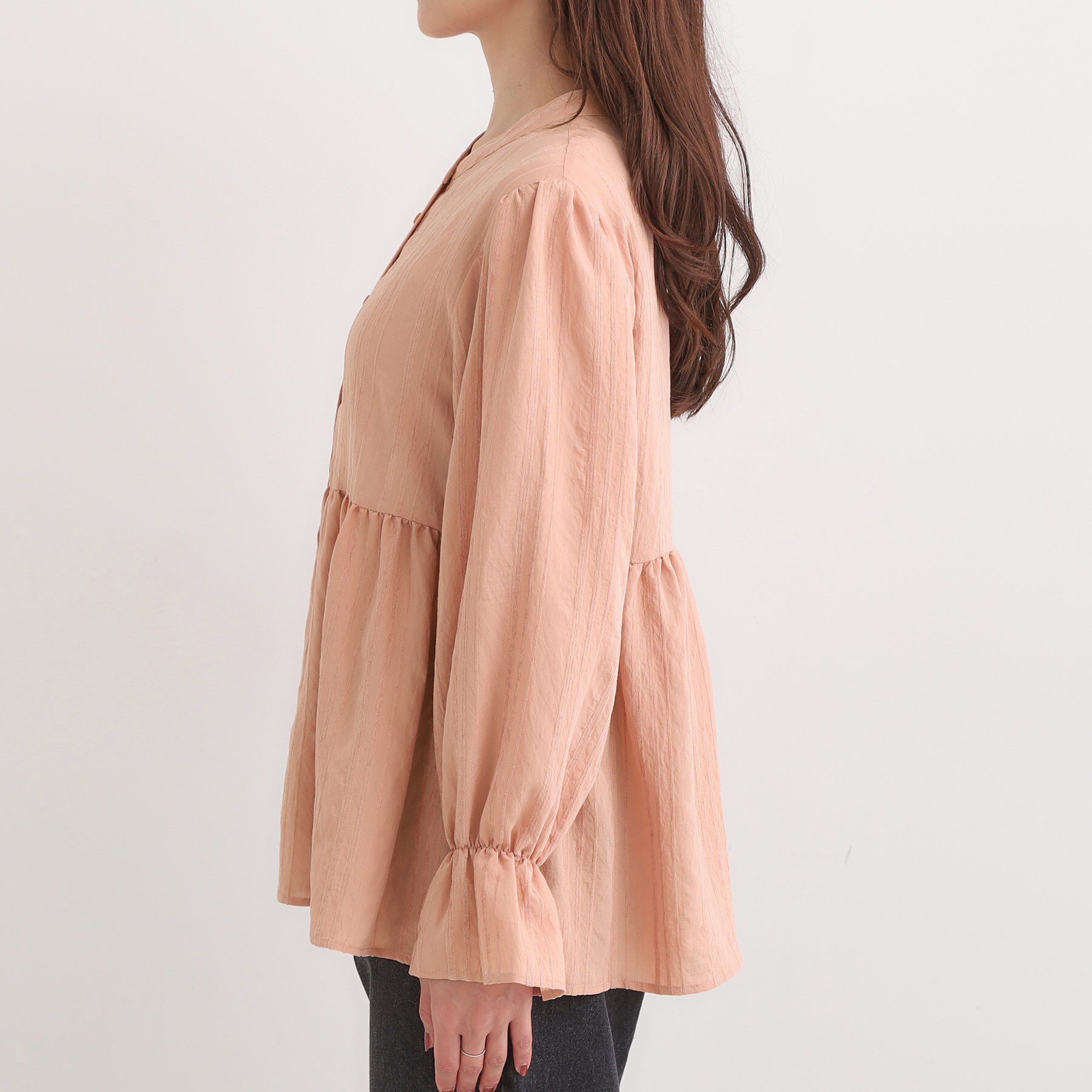 SHOO･LA･RUE「【S-LL】大人フェミニン ペプラム風フリルブラウス」|シャツ・ブラウス|