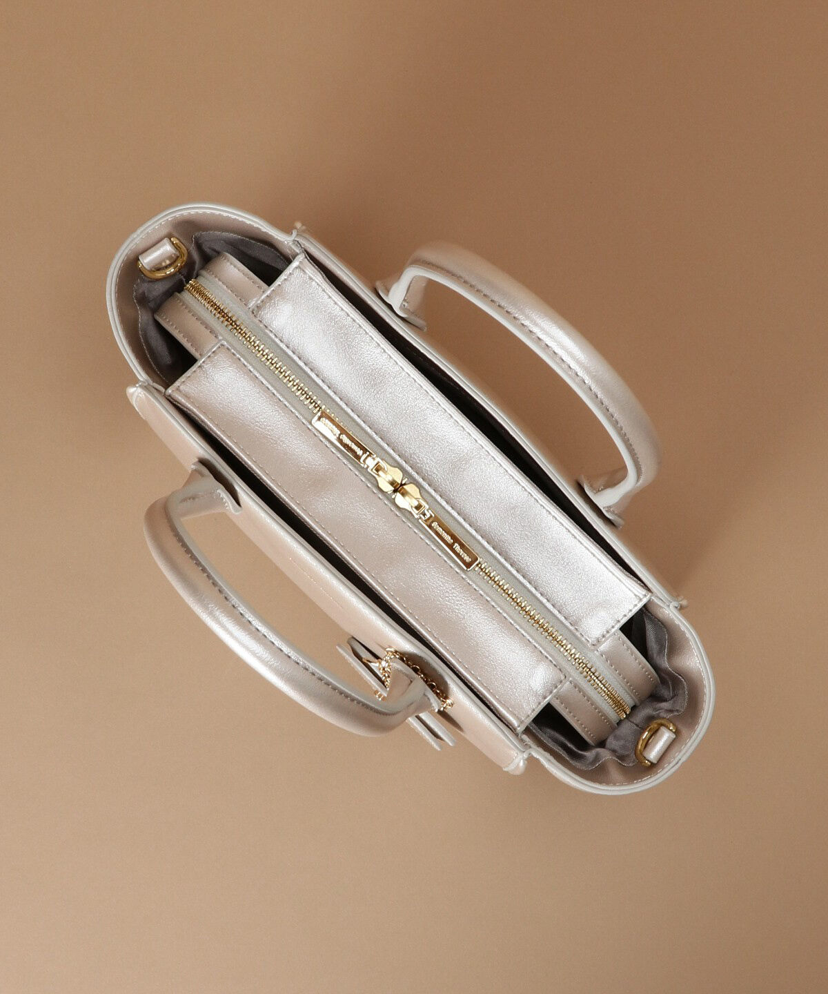 Samantha Thavasa「ミラーチャーム付きハンドバッグ」|ハンドバッグ|