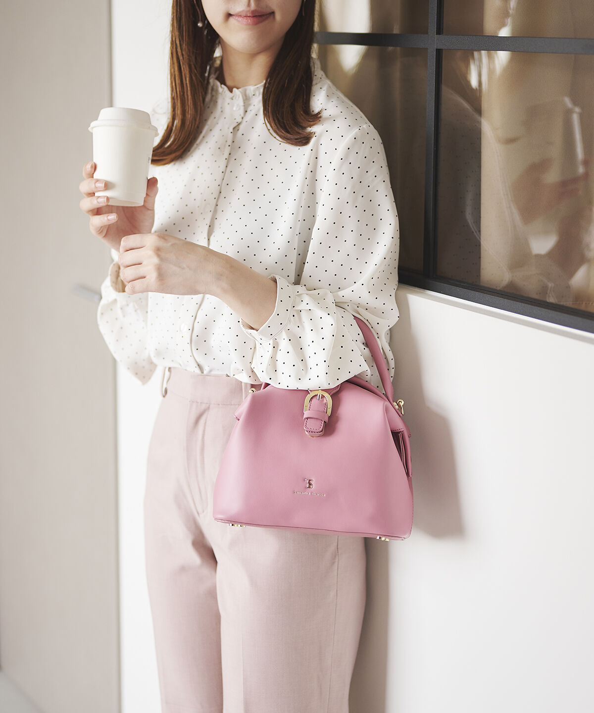 Samantha Thavasa「クラシックラウンド ワンハンドルバッグ」|ハンドバッグ|ﾋﾟﾝｸﾍﾞｰｼﾞｭ