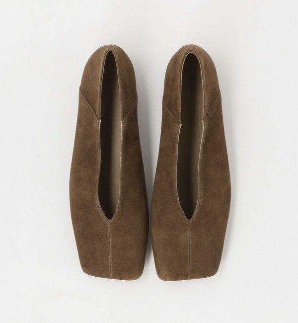 ODETTE E ODILE「オブリークスクエアトゥフラット15&darr;&uarr;」|パンプス|