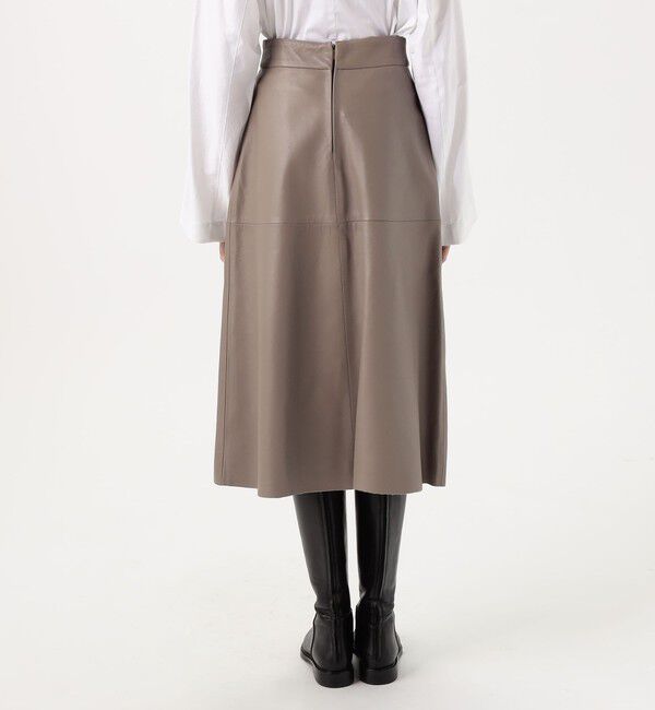 TOMORROWLAND BUYING WEAR「【別注】CINQUANTA ナッパレザースカート」|台形|