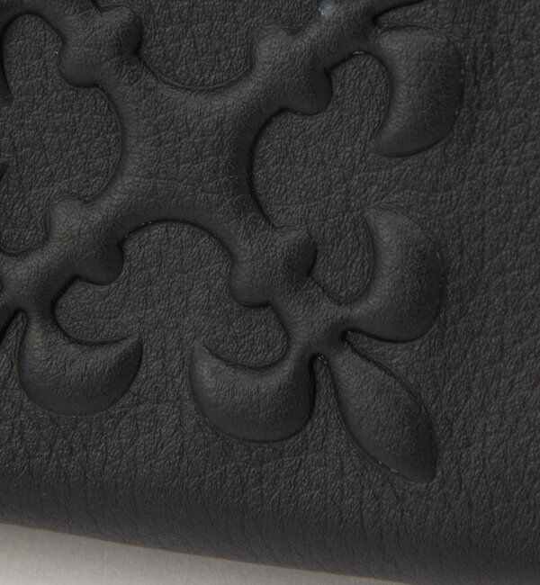  「エンボスモノグラム三つ折りウォレット」|財布|