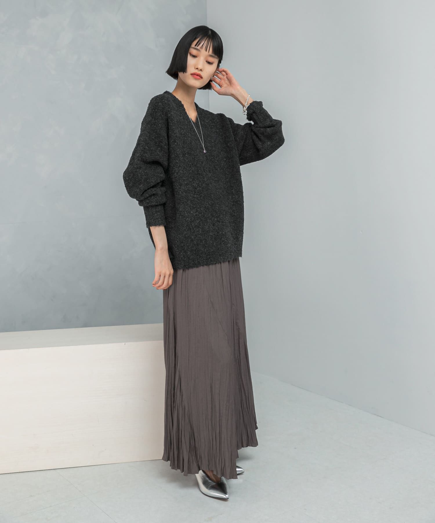 URBAN RESEARCH ROSSO「『WEB限定』Vネックカーブスリーブニット」|ニット・セーター|