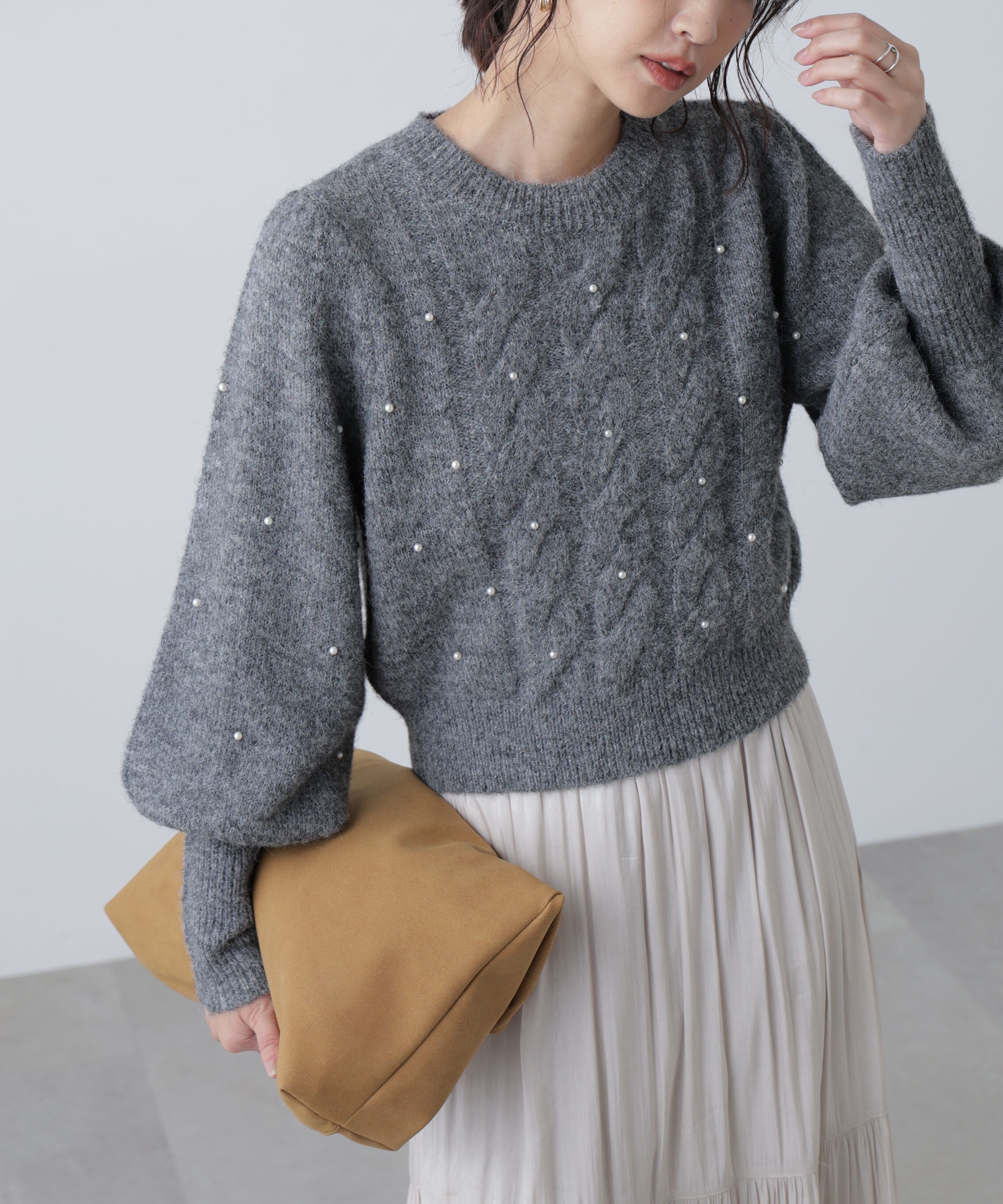  「パール付きケーブルショート丈ニット」|ニット・セーター|
