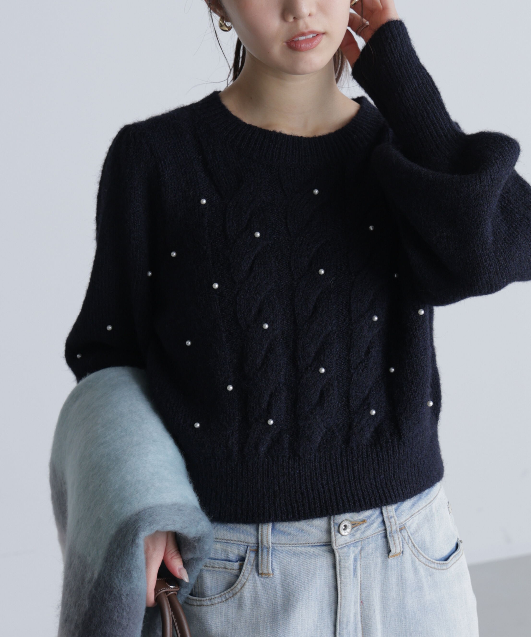  「パール付きケーブルショート丈ニット」|ニット・セーター|ネイビー