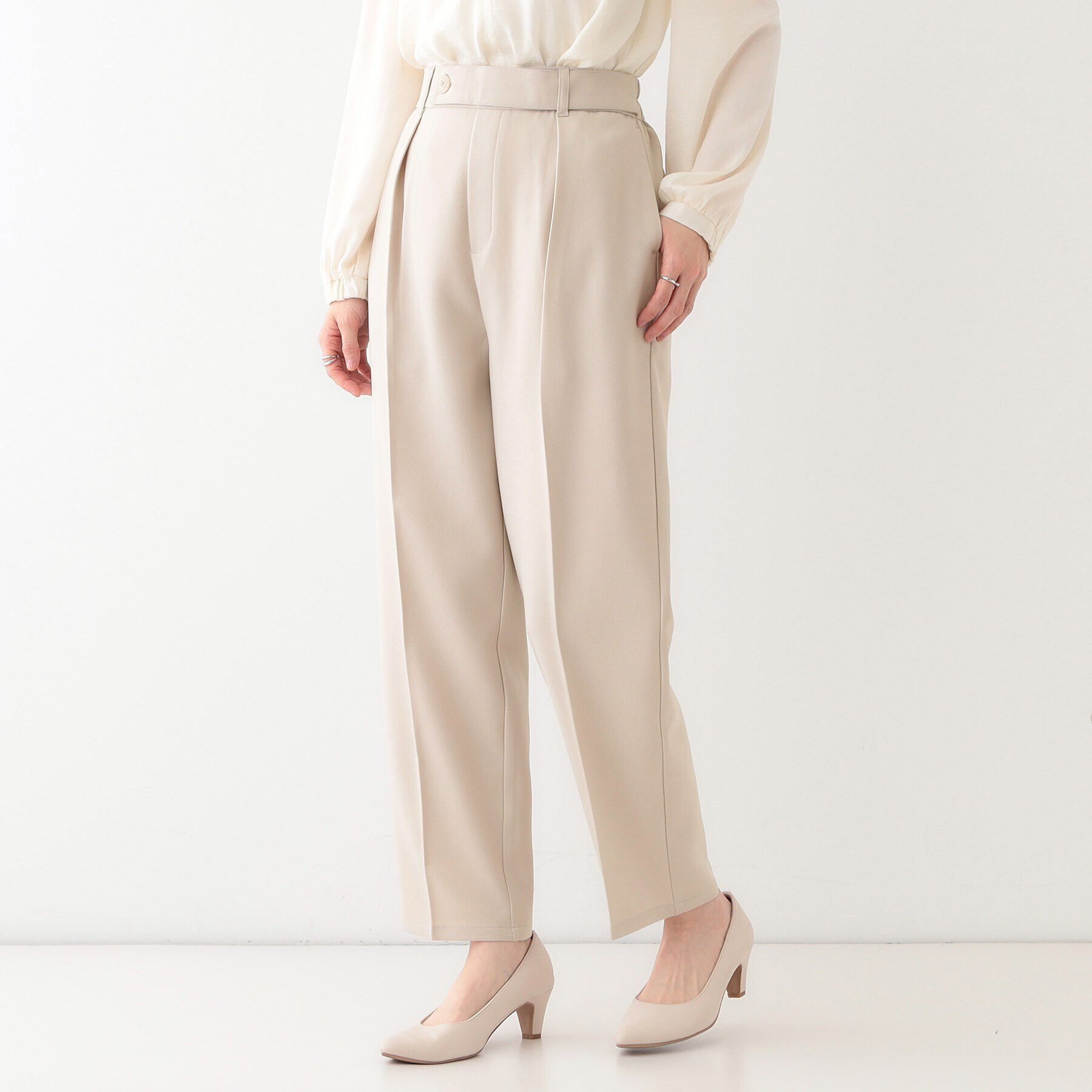 SHOO･LA･RUE「【S-LL】オフィスシーンでも活躍 タックテーパードパンツ」|その他|