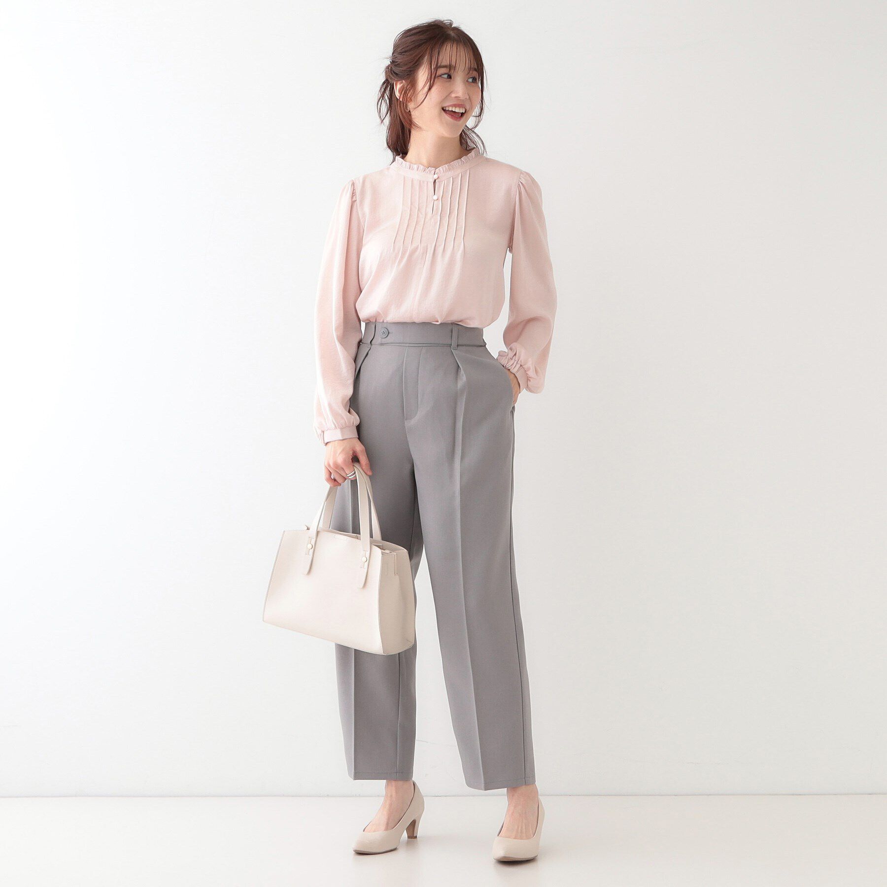 SHOO･LA･RUE「【S-LL】オフィスシーンでも活躍 タックテーパードパンツ」|その他|