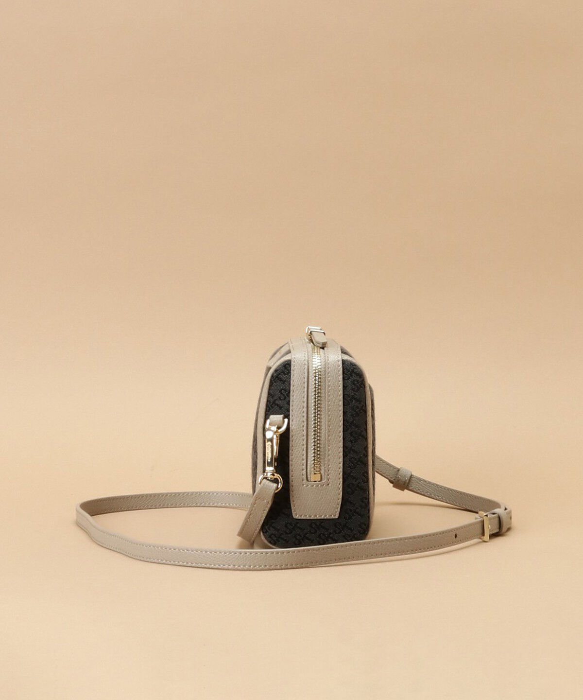 Samantha Thavasa「ST Jacquard ポシェットカレ」|ショルダー・メッセンジャー|