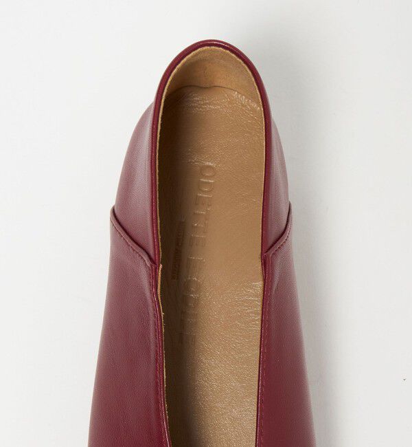 ODETTE E ODILE「オブリークスクエアトゥフラット15&darr;&uarr;」|パンプス|