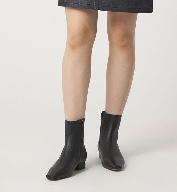 ODETTE E ODILE「ナロースクエアプレーン ショートブーツ25&uarr;」|ショートブーツ|