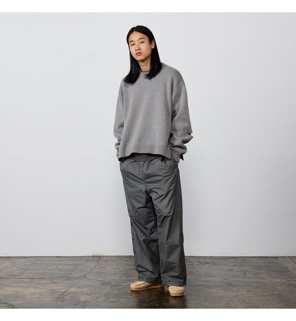 BEAMS「ワイドストレートフィット ナイロン イージーパンツ」|チノ|