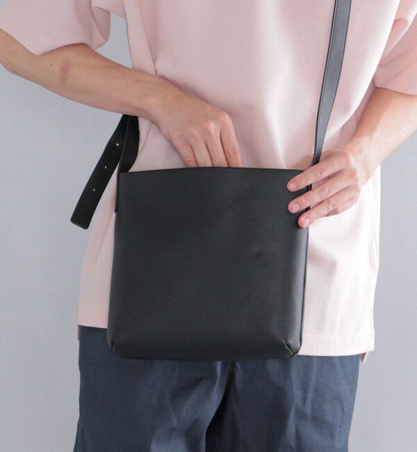 SHIPS「SHIPS: スマート レザー ショルダーバッグ」|ショルダー・メッセンジャー|