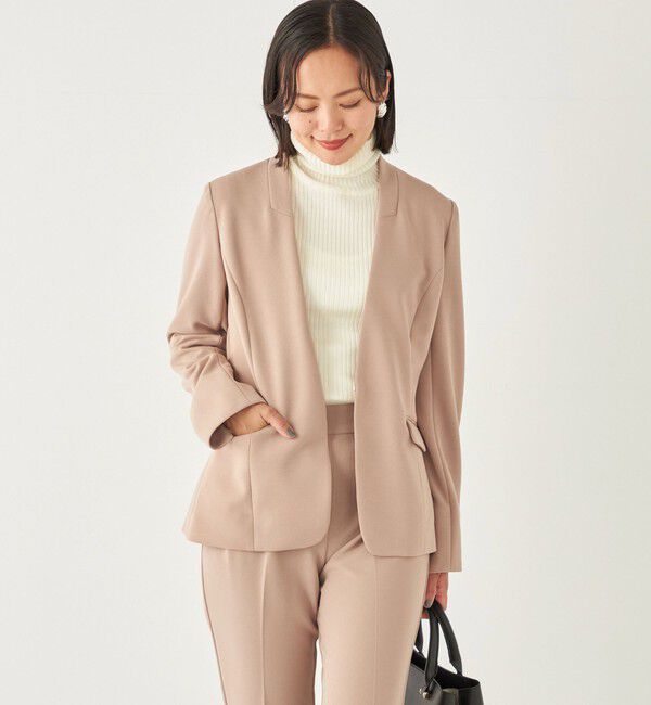 SHIPS Colors 「SHIPS Colors:ストレッチ ジョーゼット Vカラー ジャケット2(セットアップ対応可能)◇」|ノーカラージャケット|ベージュ