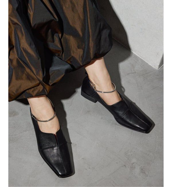 GRISE「《追加予約》GRISEレザースクエアクロスシームアンクルフラット」|その他|