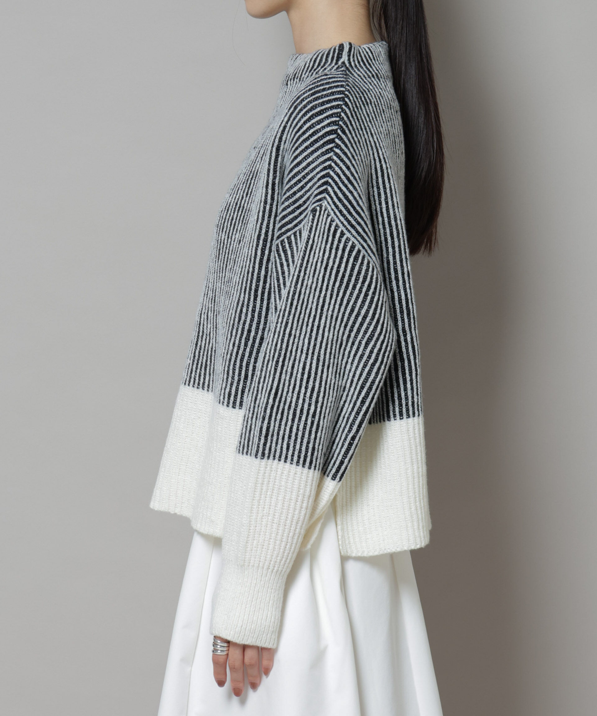 nano･universe「シャドーストライプニットプルオーバー」|ニット・セーター|