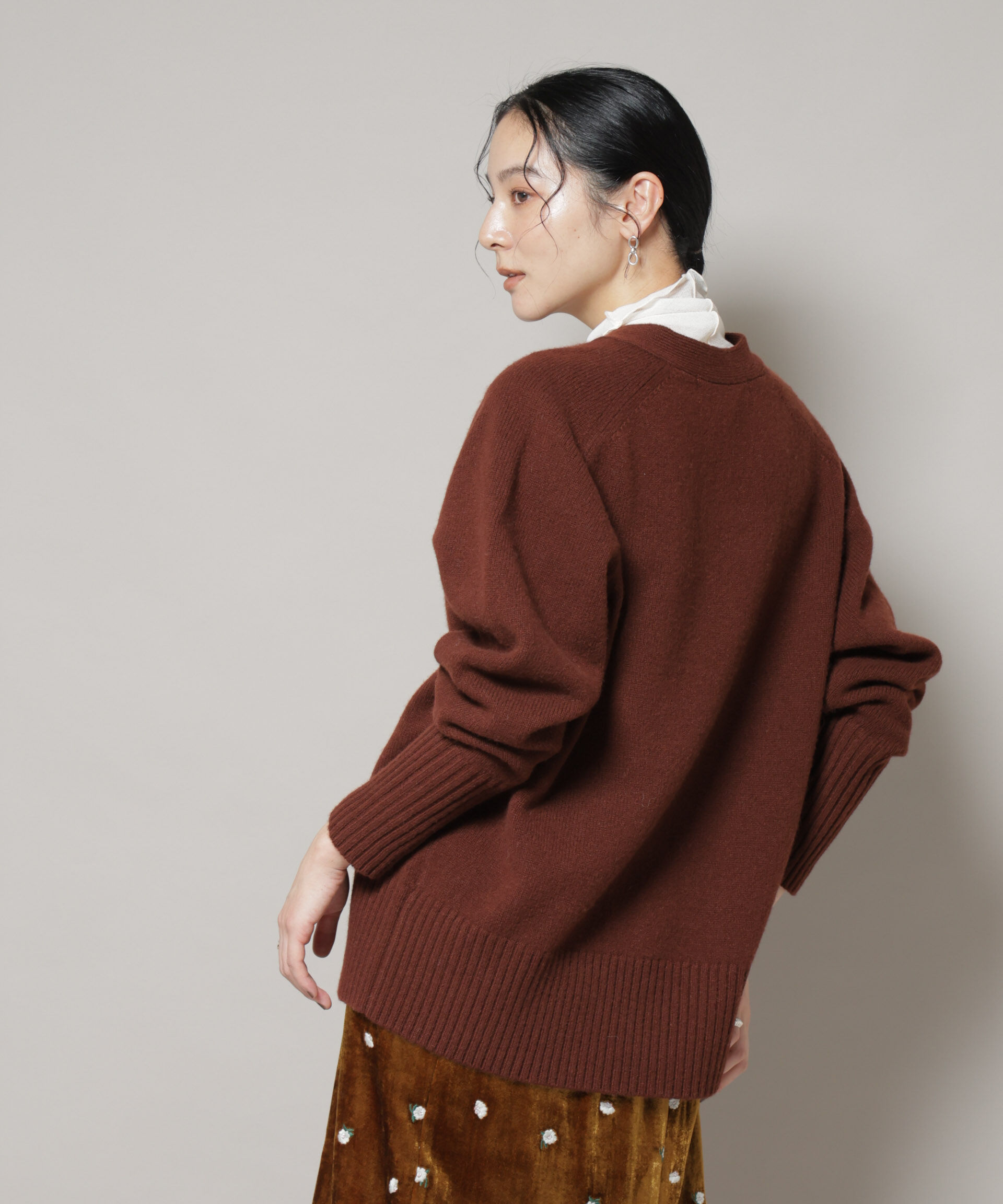 nano･universe「AQUAウールカシミヤVネックカーディガン」|ニット・セーター|