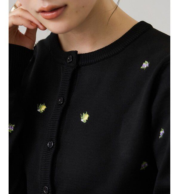 VIS「【WEB限定】フルーツ刺しゅうクルーネックカーディガン」|カーディガン|