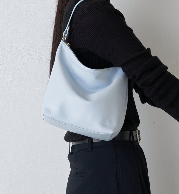  「《3/4～価格改定》ソフトレザーシンプルショルダーバッグ 」|ショルダー・メッセンジャー|