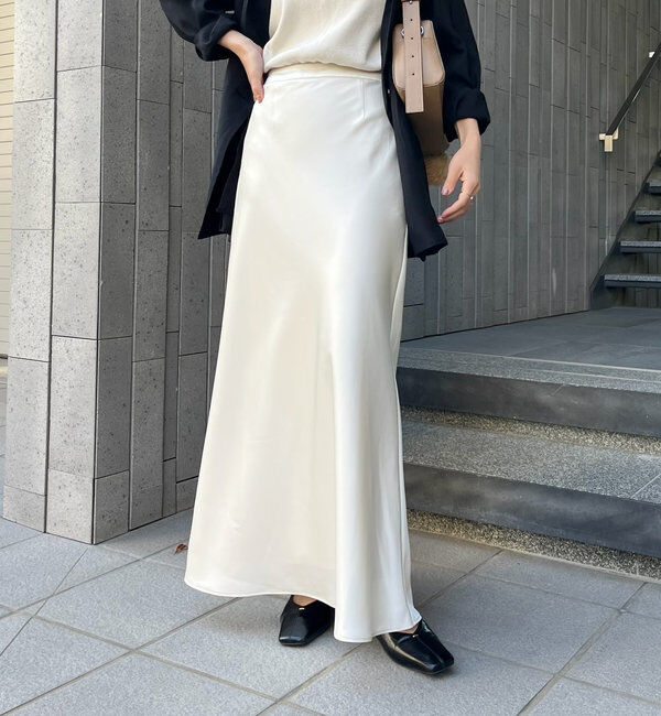  「【サイズ展開あり・新色/ブラウン】バイアススカート」|スカート|オフホワイト