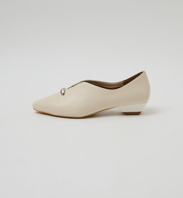 AU BANNISTER「Ｖカットパンプス」|パンプス|