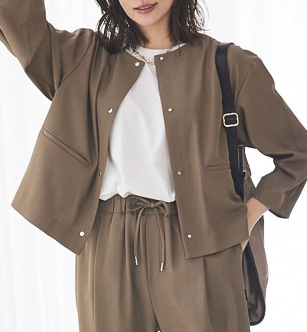abahouse mavie「【セットアップ対応】クールタッチサテンノーカラージャケット」|ノーカラージャケット|カーキ