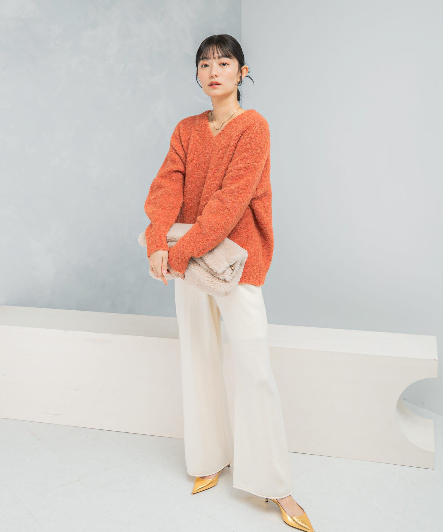 URBAN RESEARCH ROSSO「『WEB限定』Vネックカーブスリーブニット」|ニット・セーター|