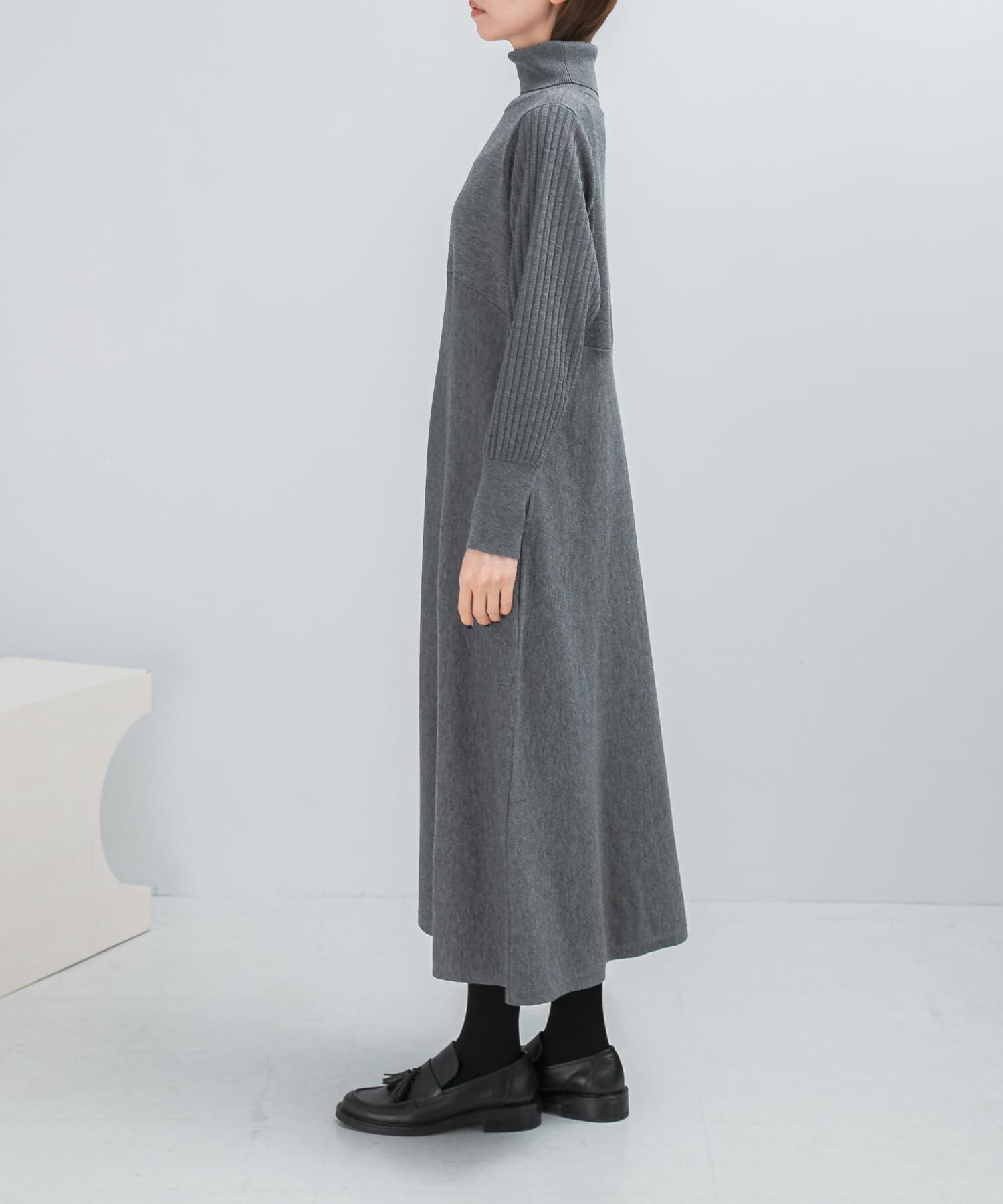 URBAN RESEARCH ROSSO「『WEB限定』タートルネックデザインスリーブワンピース」|ワンピース|