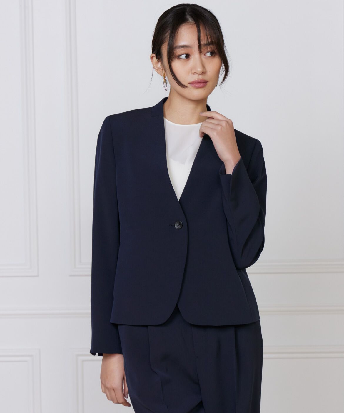 INED「《大きいサイズ》カラーレスジャケット」|ノーカラージャケット|ネイビー