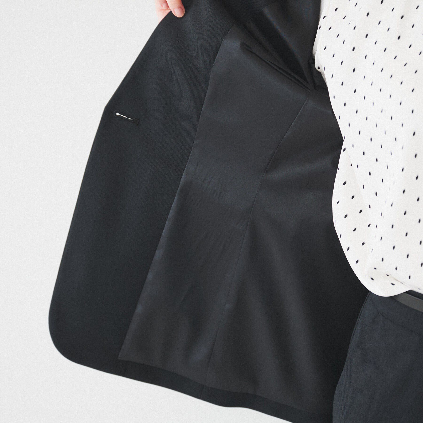 UNTITLED「レジェールギャバ 背抜きカラーレスジャケット」|ノーカラージャケット|