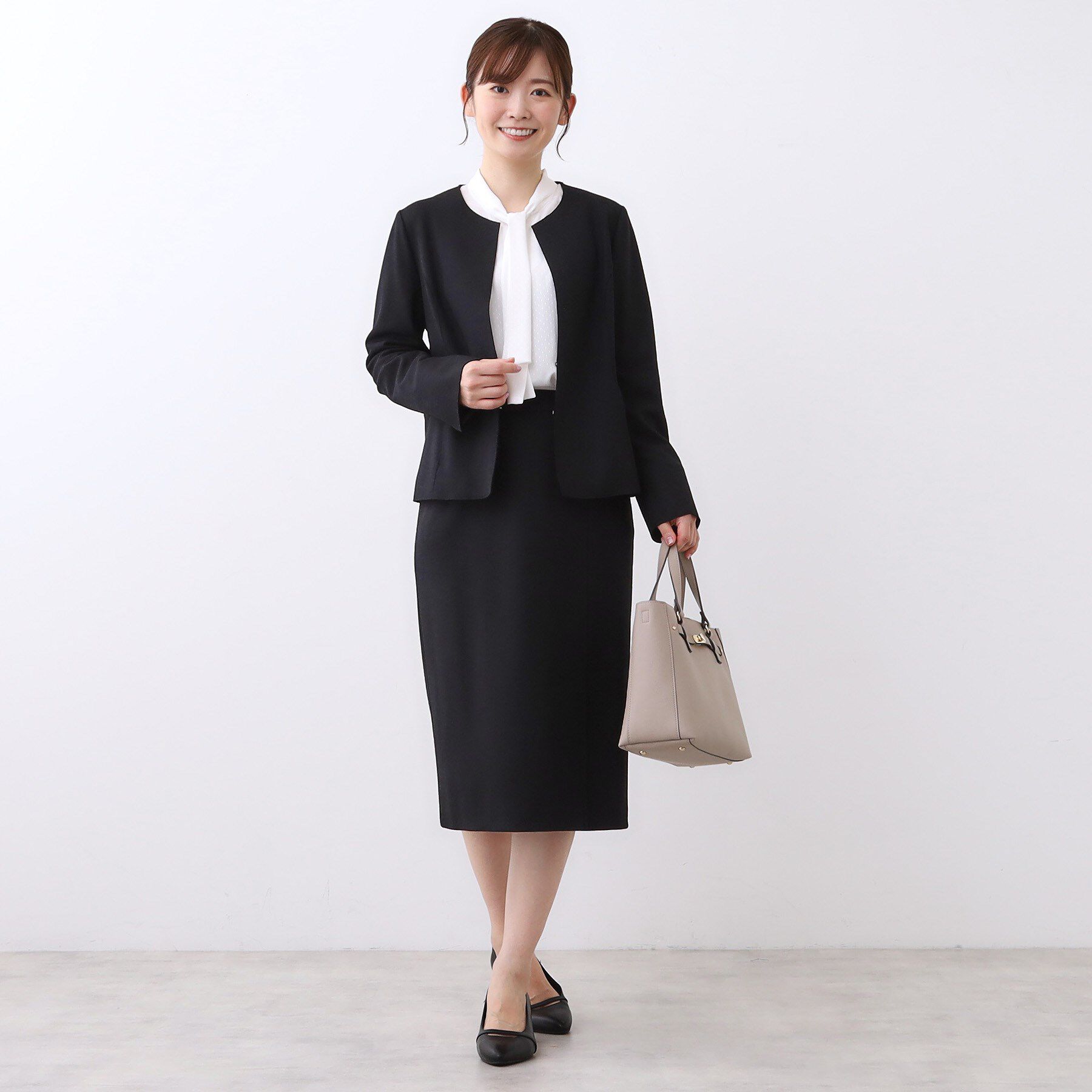 Reflect「【ライトアウター／通勤におすすめ◎／セットアップ可／すっきりシルエット】キレイめジャージジャケット」|ノーカラージャケット|