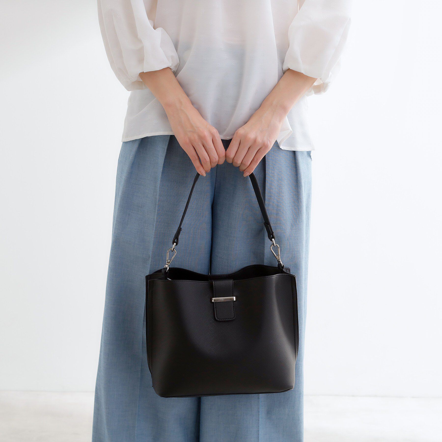 Reflect「【たっぷり収納！／通勤におすすめ】&rsquo;26春夏毎日ミディアムバッグ」|トートバッグ|