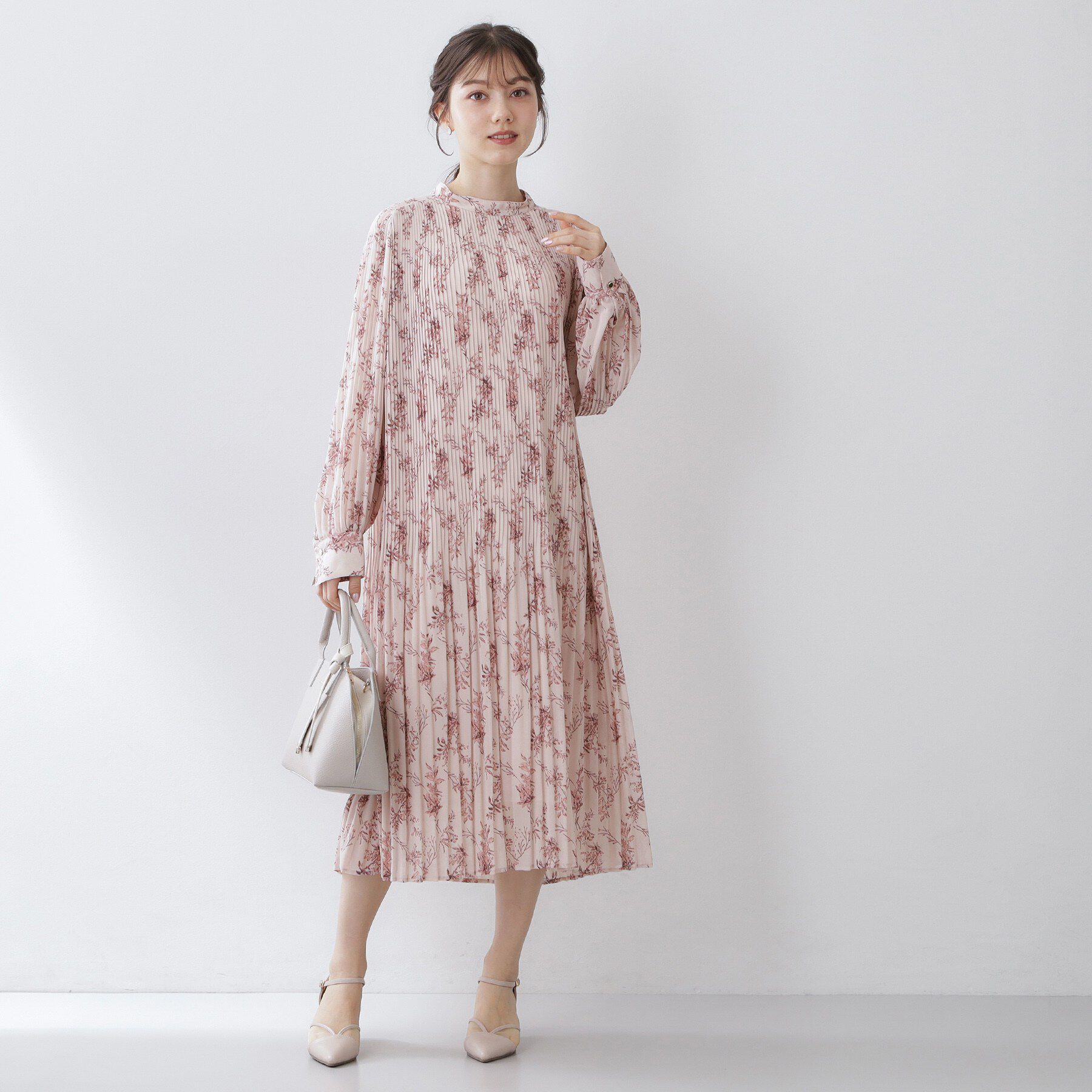 index「ベルト付きプリーツフレアワンピース【洗濯機OK/イージーアイロン/防シワ】《5col》」|ワンピース|