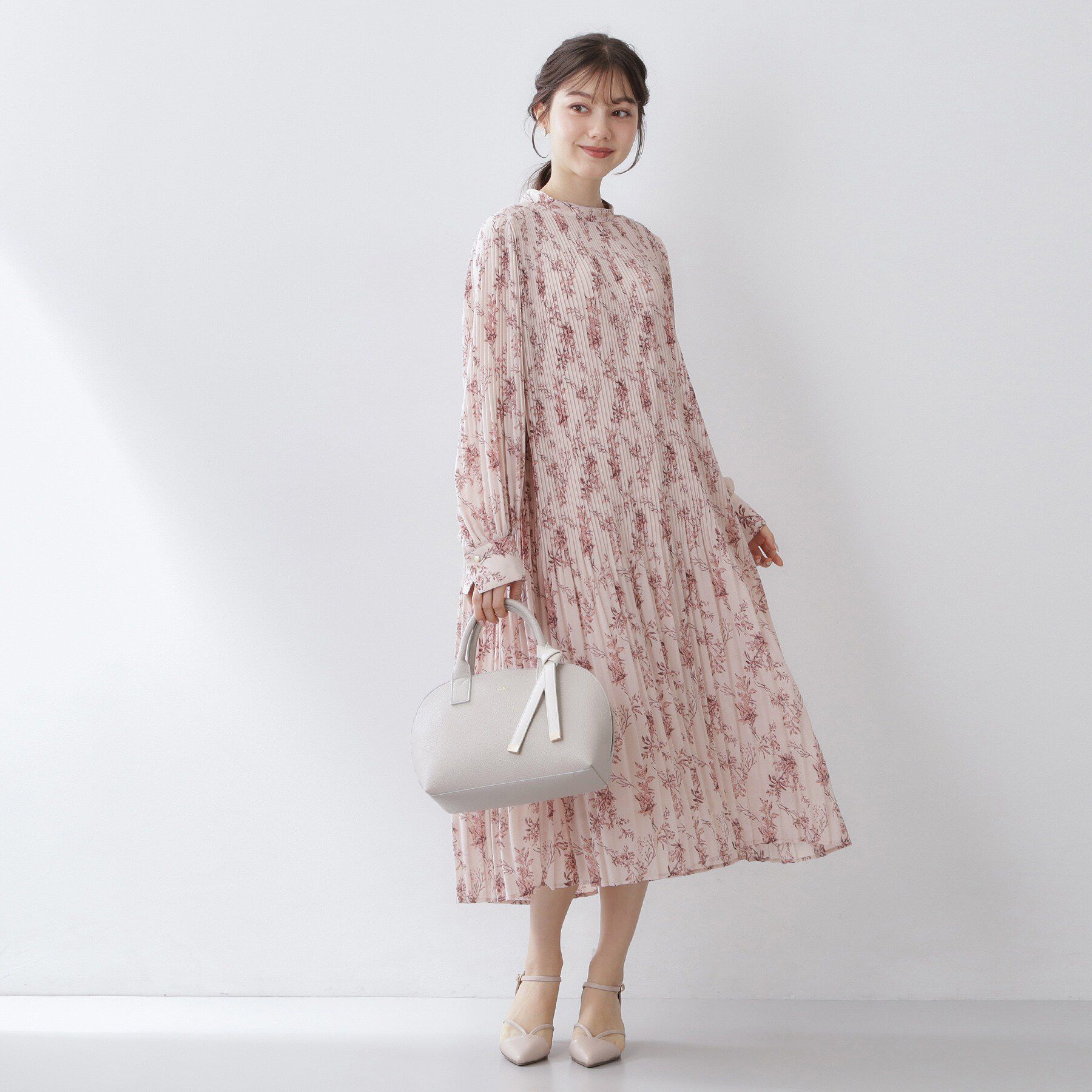 index「ベルト付きプリーツフレアワンピース【洗濯機OK/イージーアイロン/防シワ】《5col》」|ワンピース|