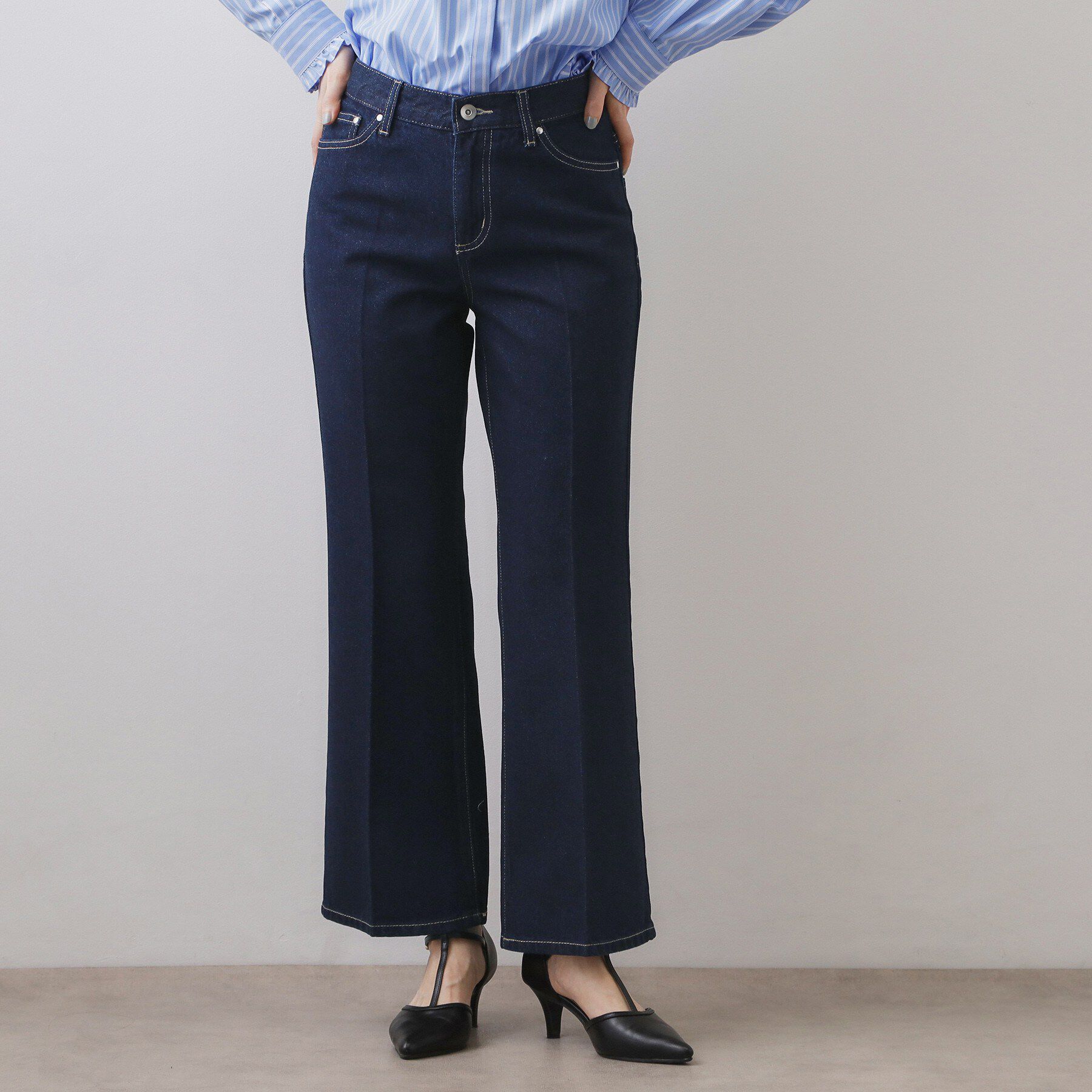 index「セルロース混フレアデニムパンツ【洗濯機OK】」|デニム|