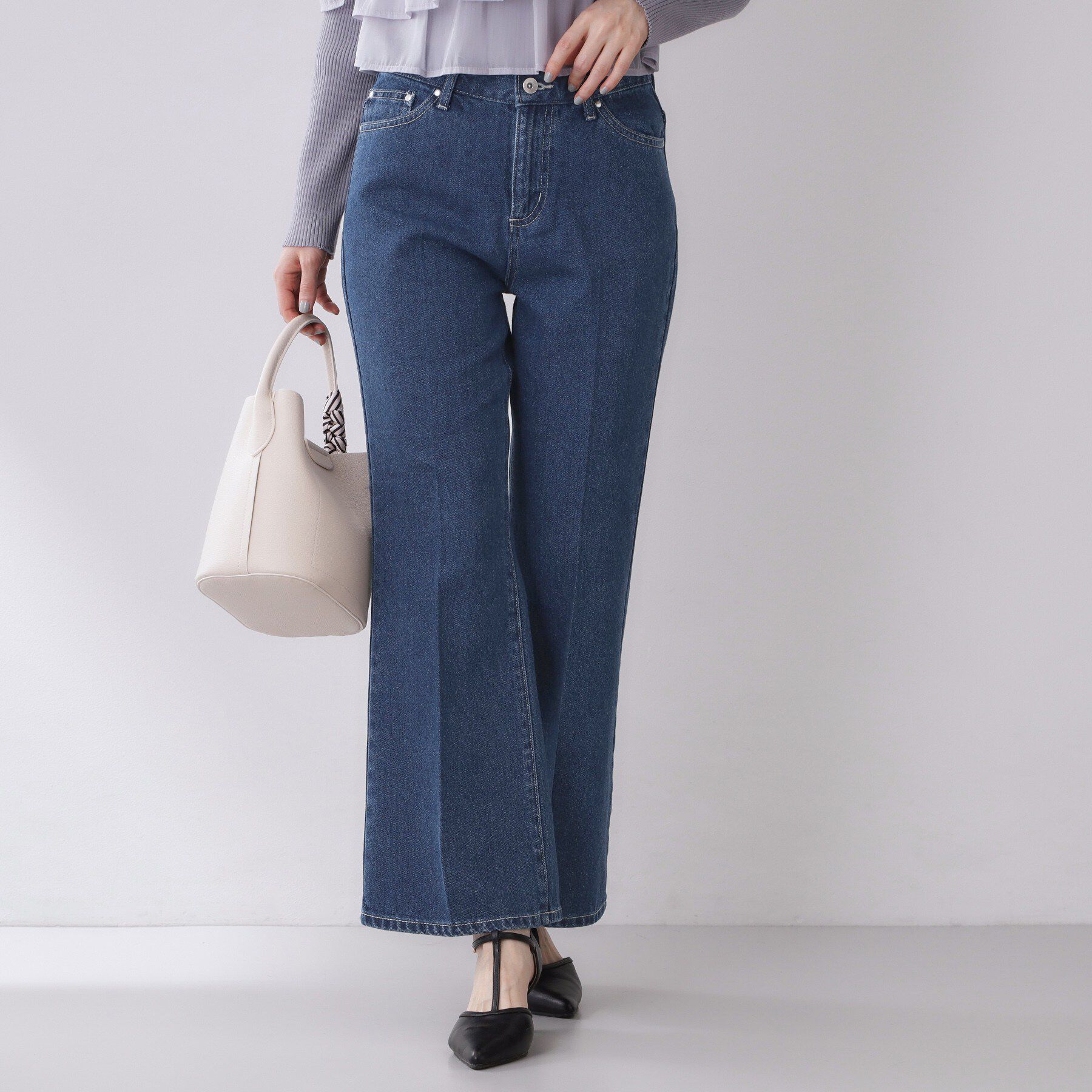 index「セルロース混フレアデニムパンツ【洗濯機OK】」|デニム|ブルー(093)