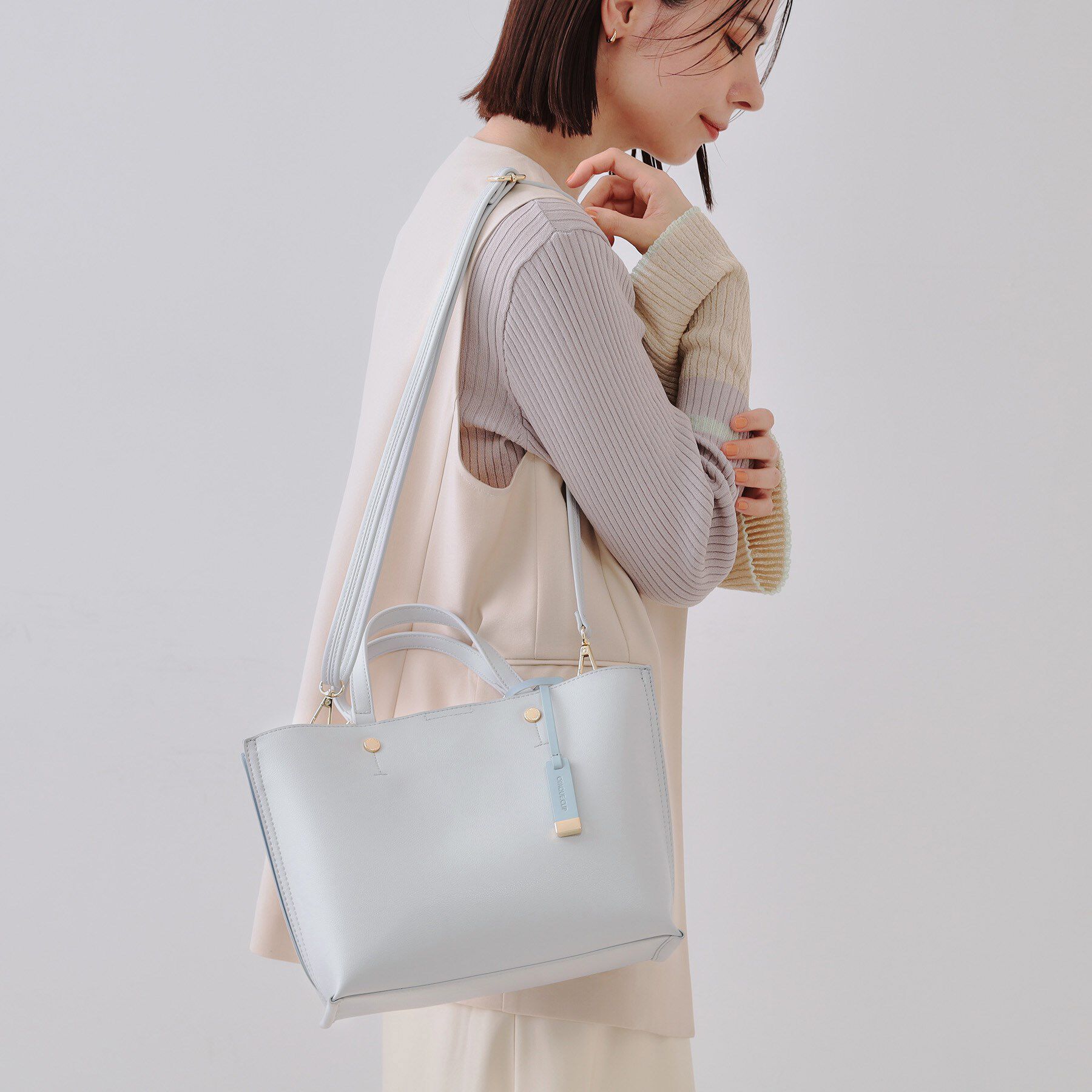 OPAQUE.CLIP「【2WAY】バイカラー3層ミドルトートバッグ」|トートバッグ|ライトグレー(511