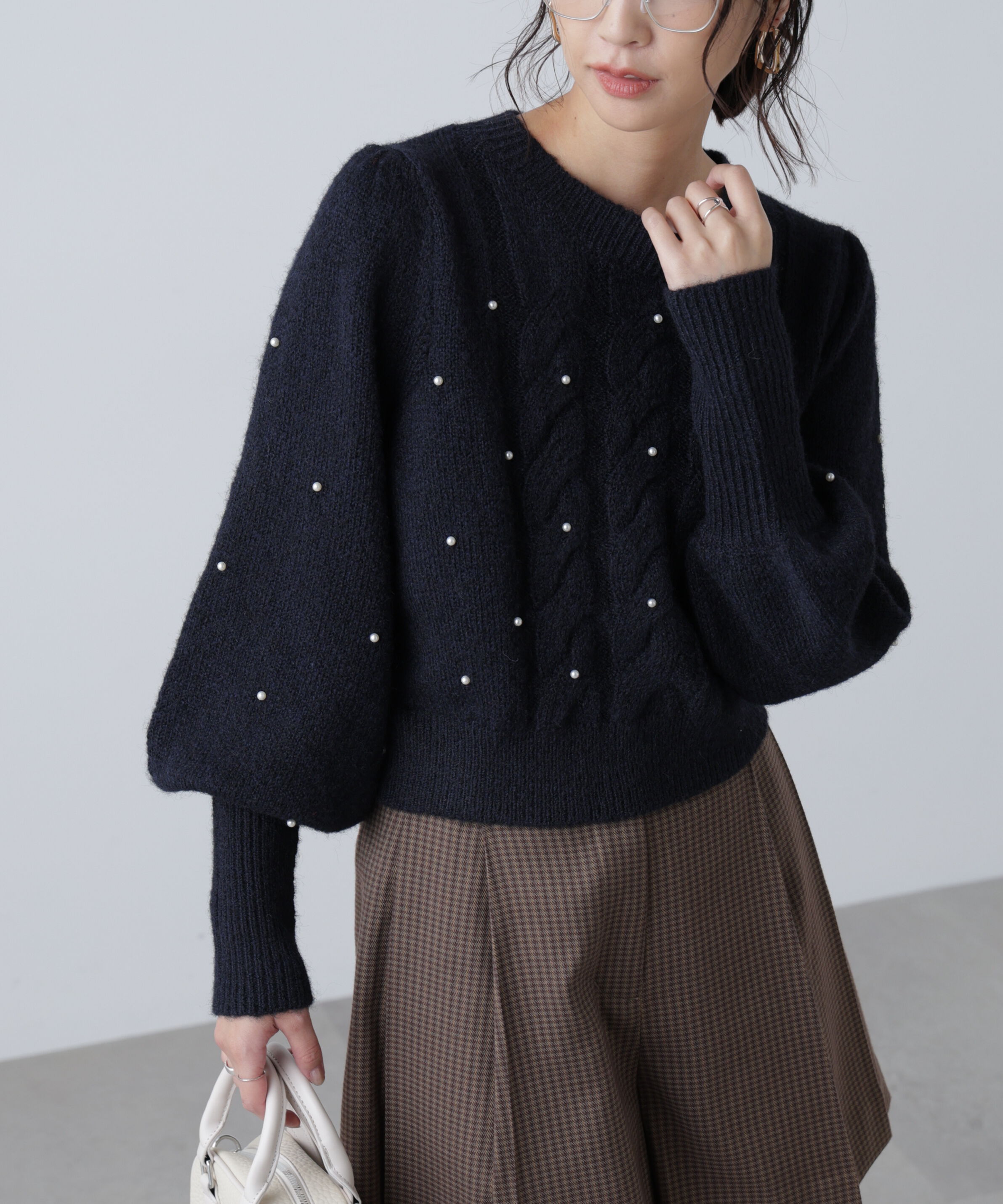  「パール付きケーブルショート丈ニット」|ニット・セーター|