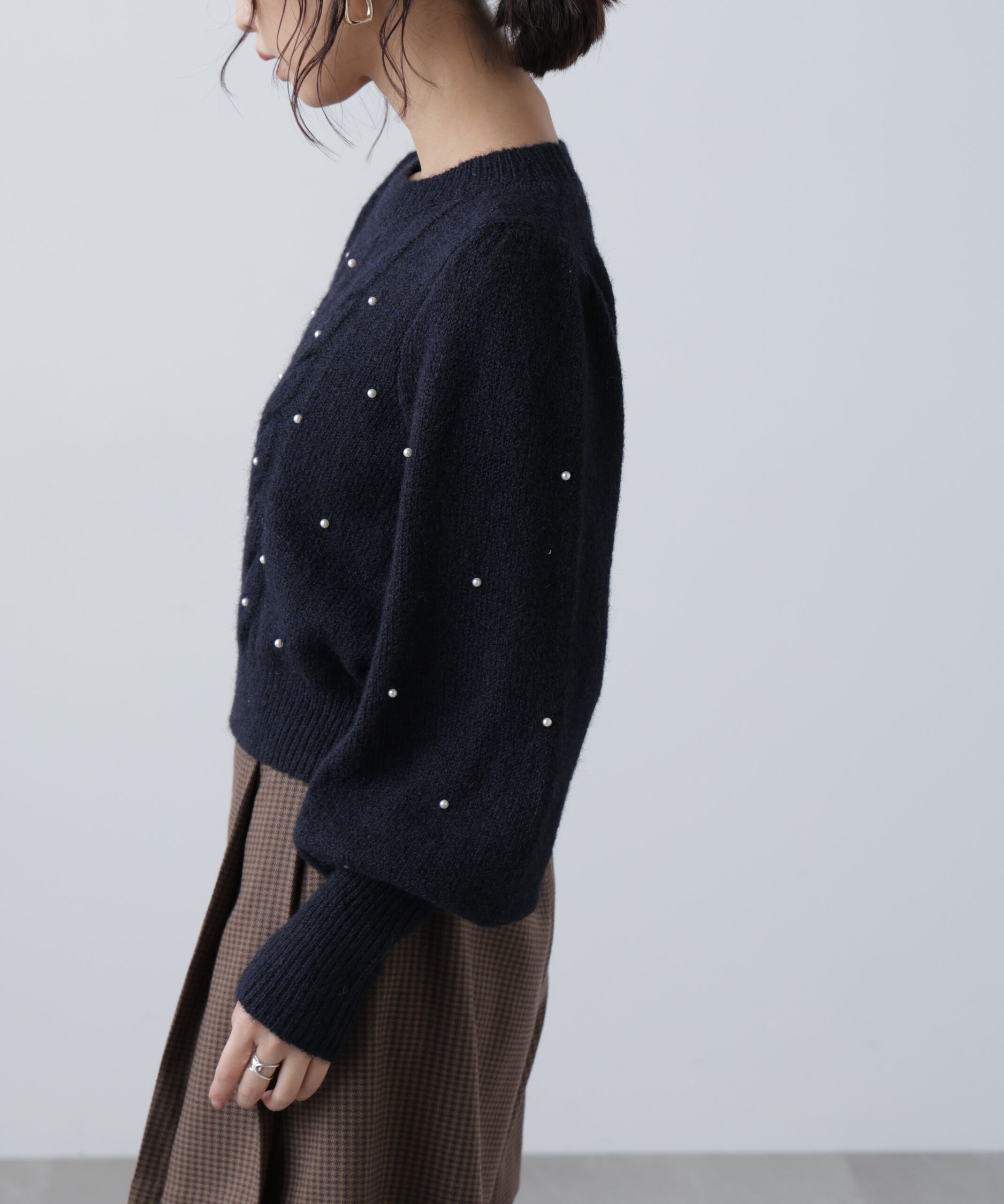  「パール付きケーブルショート丈ニット」|ニット・セーター|