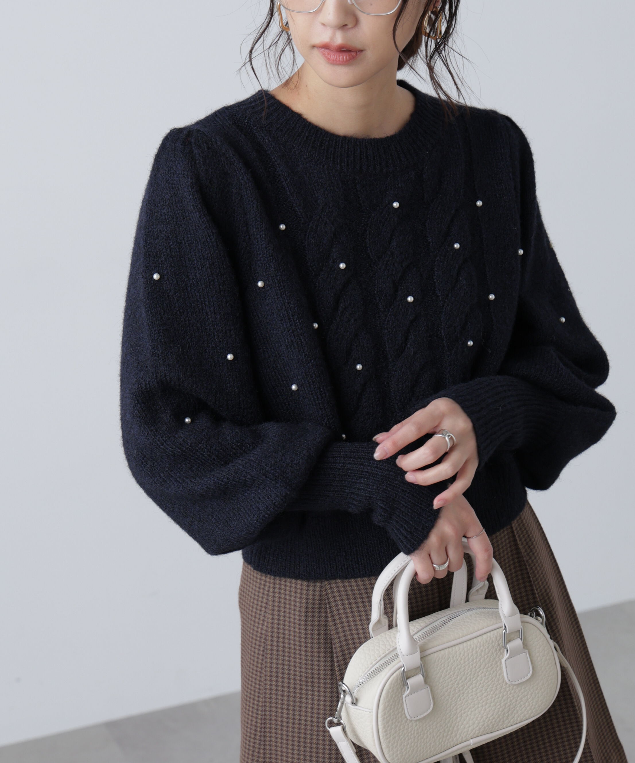  「パール付きケーブルショート丈ニット」|ニット・セーター|