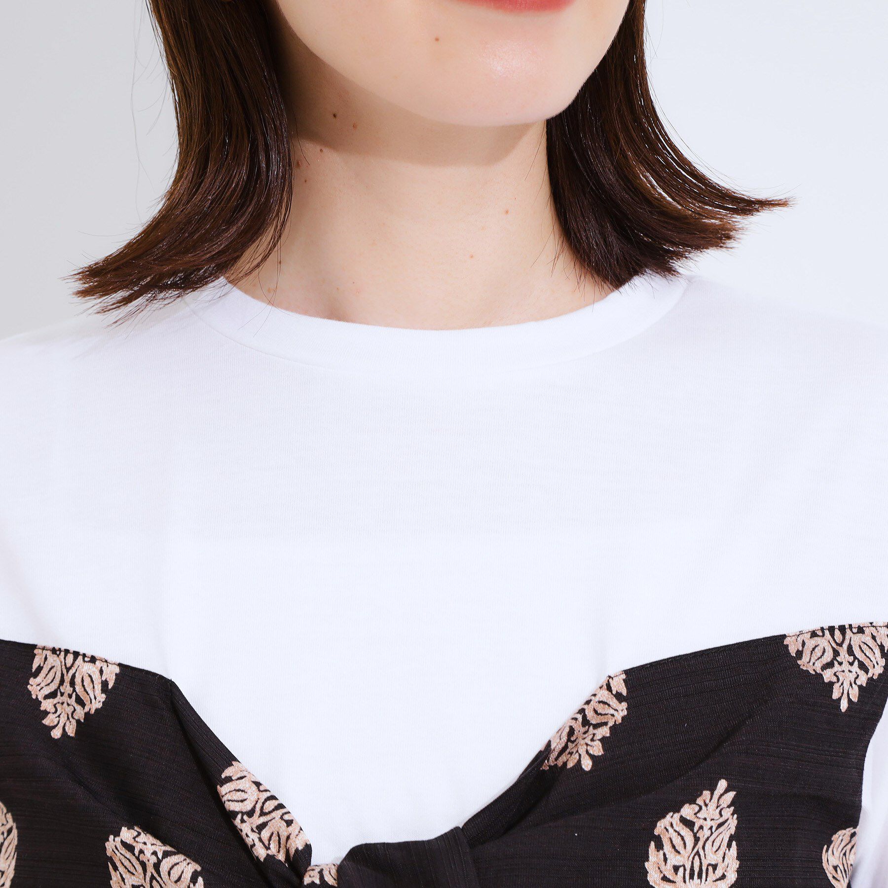 SHOO･LA･RUE「【S-LL】スカーフ巻きレイヤード風Tシャツ」|Tシャツ・カットソー|