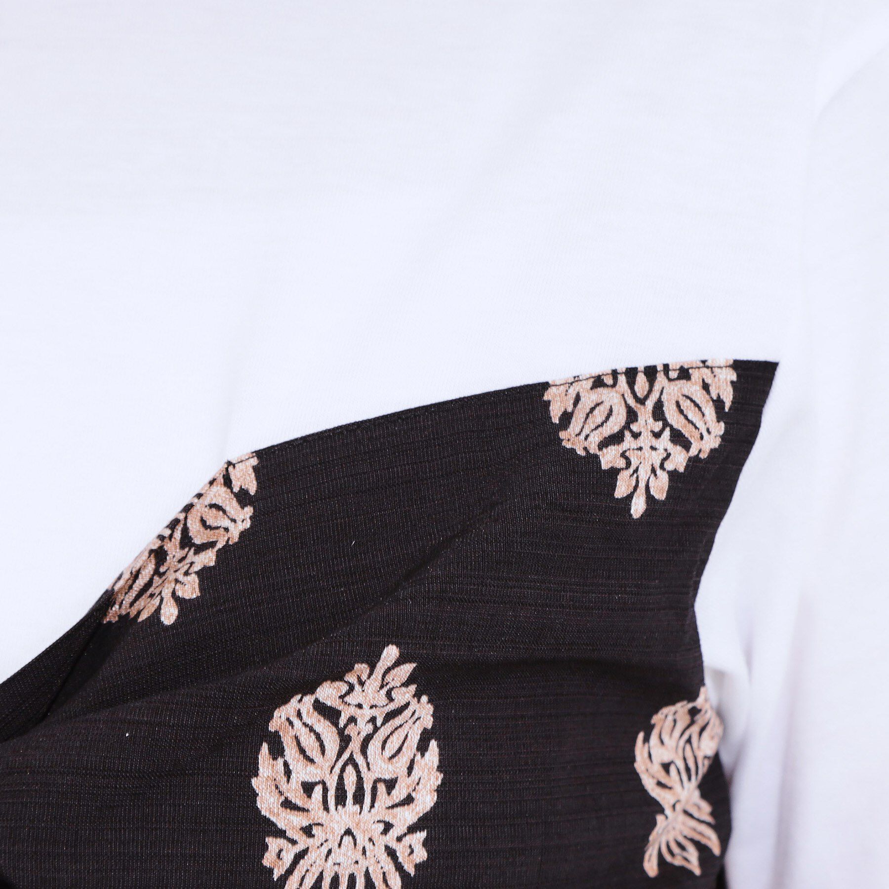 SHOO･LA･RUE「【S-LL】スカーフ巻きレイヤード風Tシャツ」|Tシャツ・カットソー|