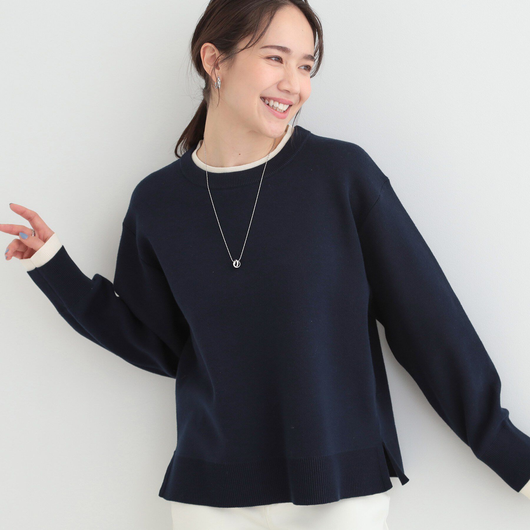 SHOO･LA･RUE「配色が上品 スウェットライクニット」|ニット・セーター|ネイビー(094)