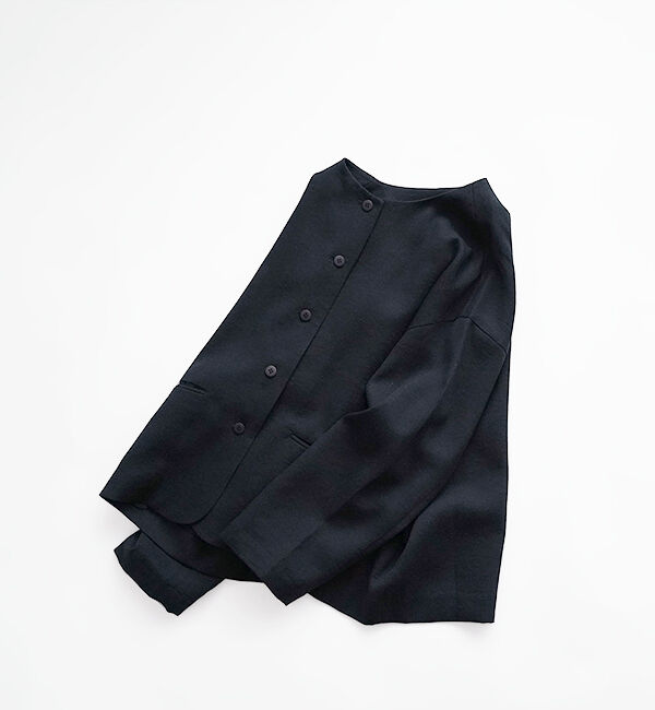 オローネ「シャルロットジャケット」|ノーカラージャケット|