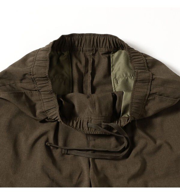 BEAMS「ドライ 2プリーツ イージーパンツ」|チノ|