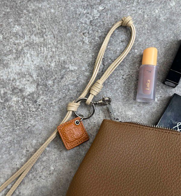 fredy emue「FRロゴ＆タッセルレザーチャーム」|チャーム・キーホルダー|