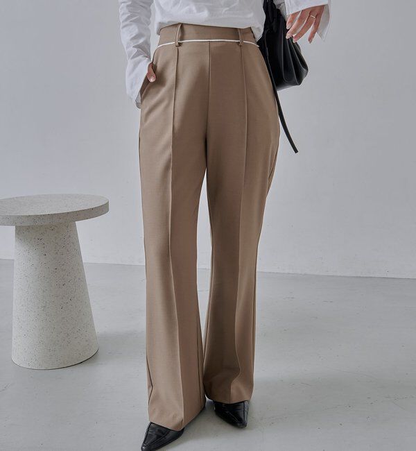  「【低身長サイズあり】ピンタックフレアパンツ」|チノ|