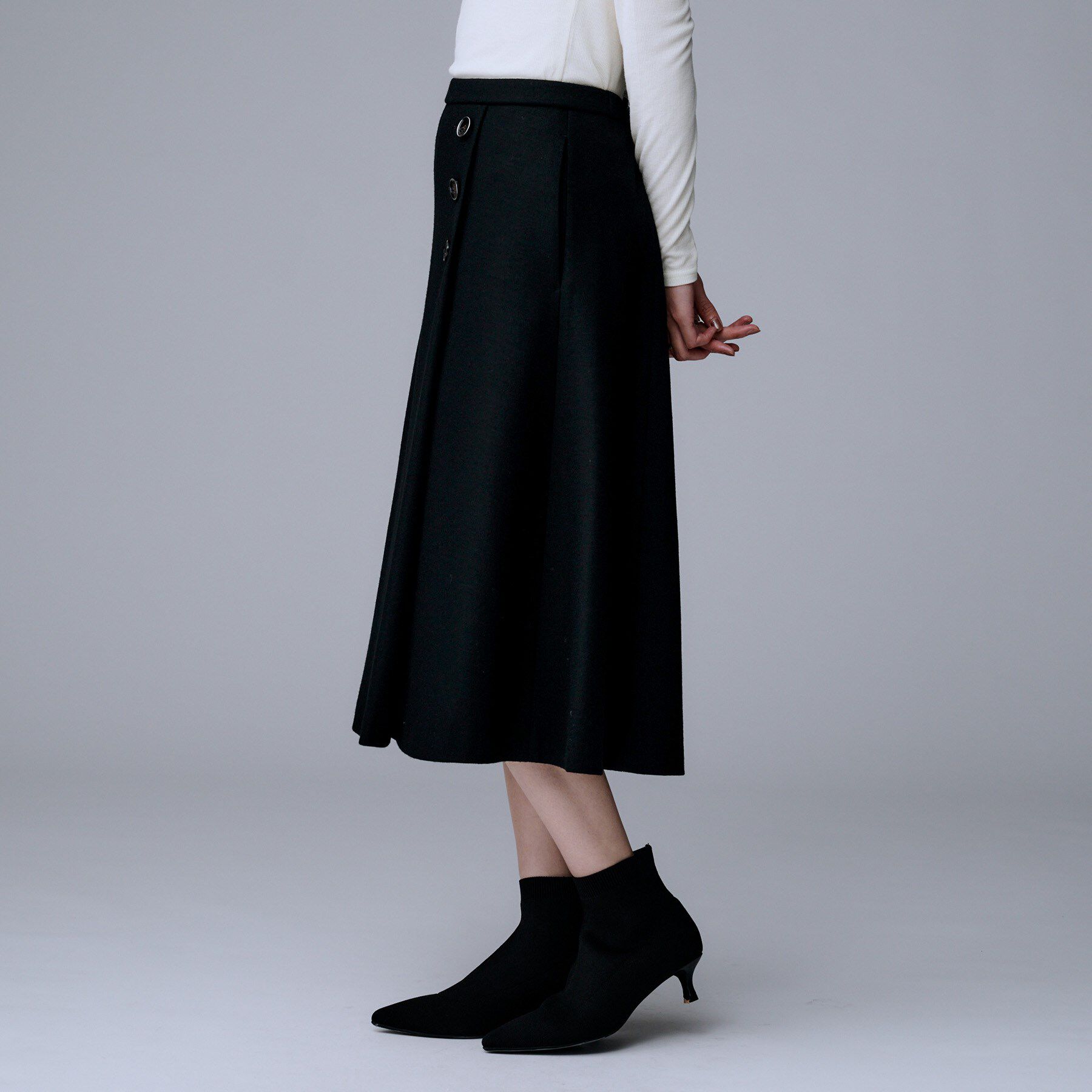 UNTITLED「【ウール100%/後ろウエストゴム】ミルドスムースフレアスカート」|スカート|