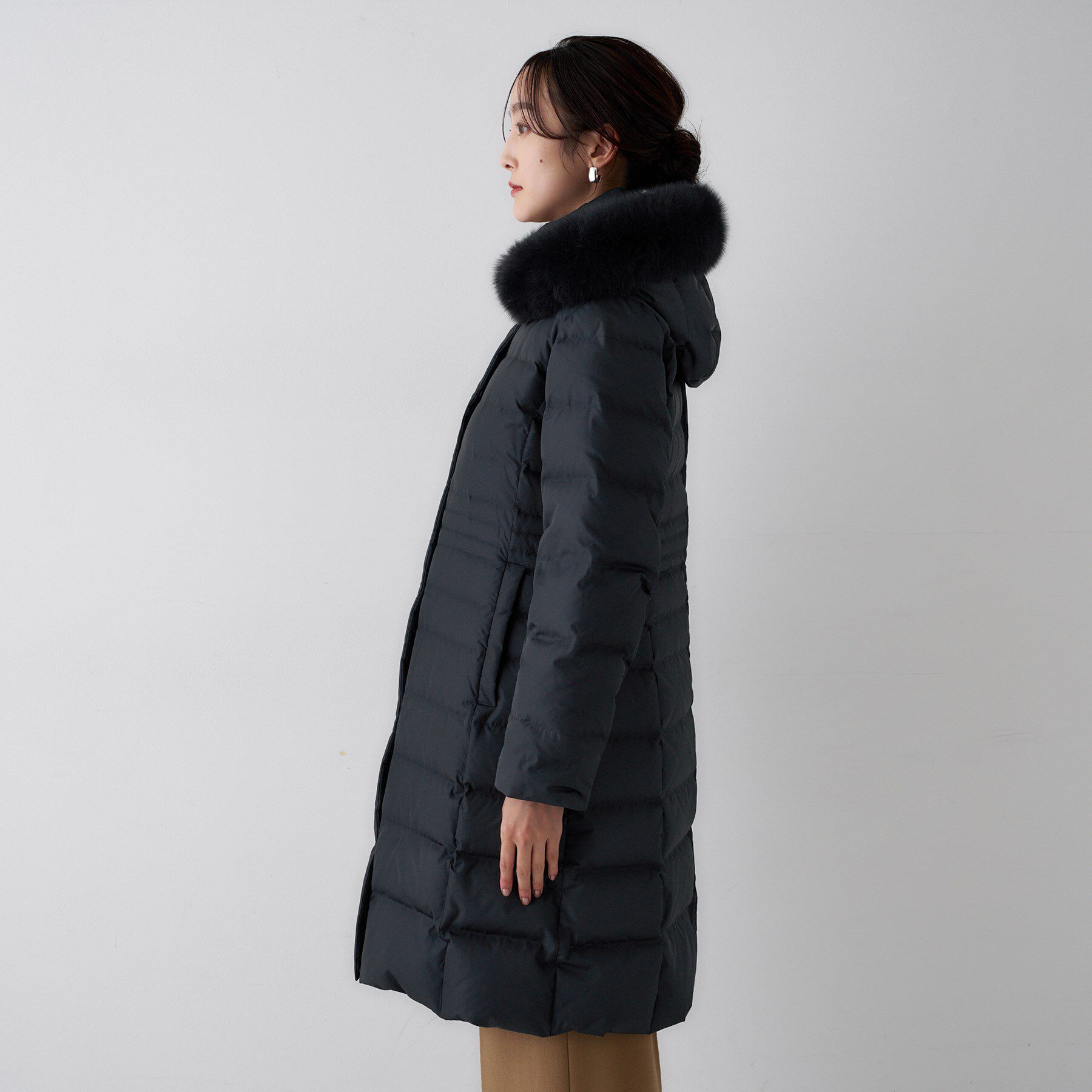 UNTITLED「【はっ水機能/フード取り外し可/防寒】ロングダウンコート」|ダウン|